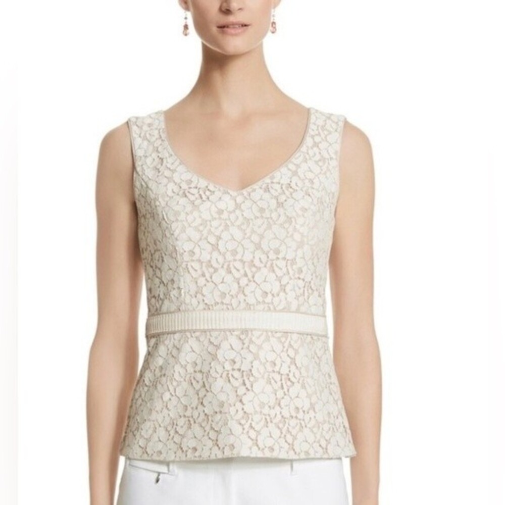 White House Black Market white and nude lace bodice top size 0